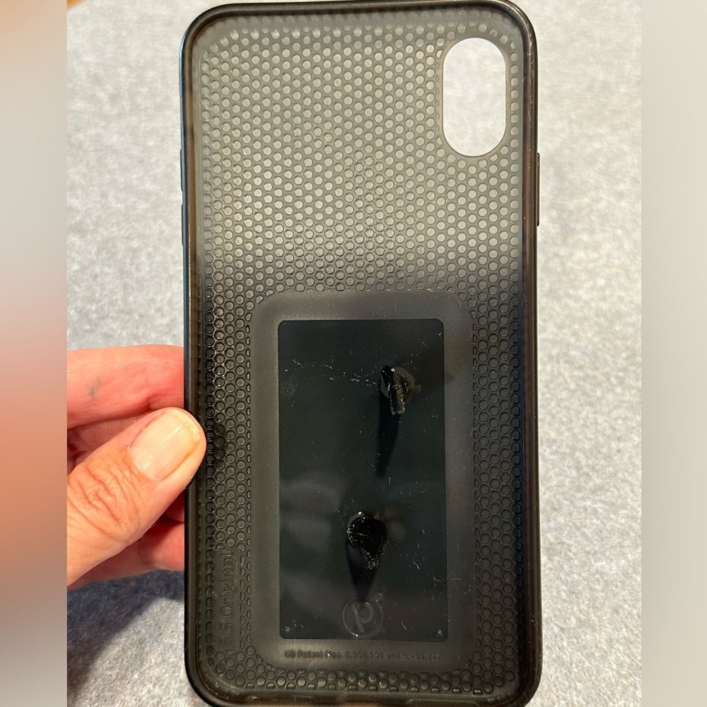 Loopy XS Max great condition.  Love the Loopy case.
